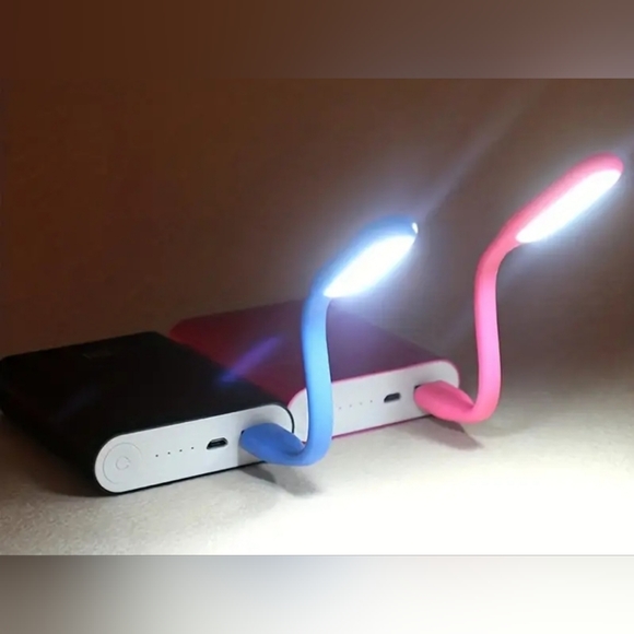 Black USB Nightlight - Picture 5 of 5